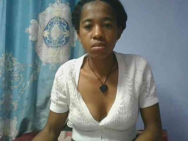 Charlinah webcam