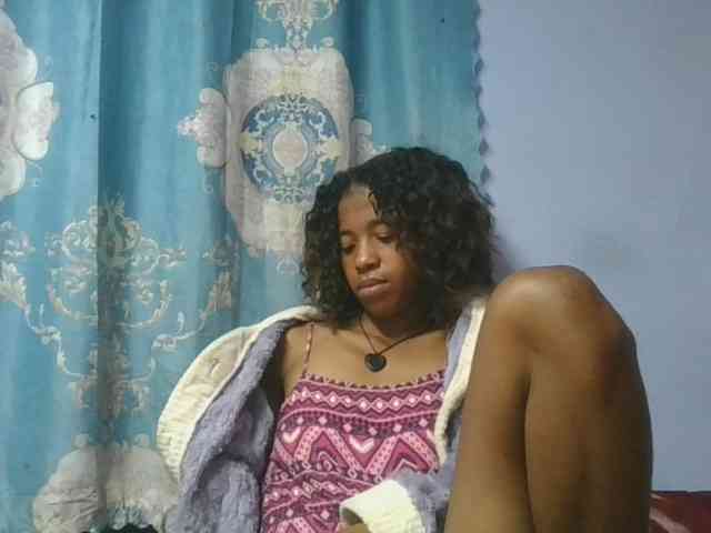 Charlinah webcam