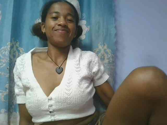 Charlinah webcam