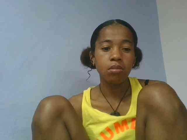 Charlinah webcam