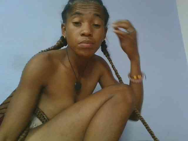 Charlinah webcam