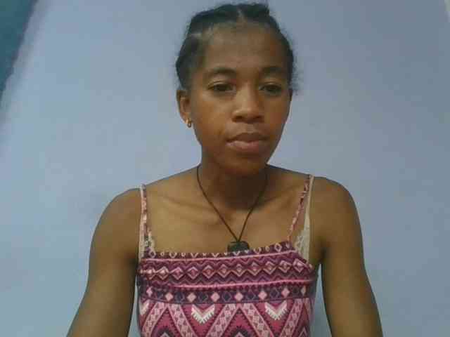 Charlinah webcam