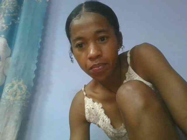 Charlinah webcam