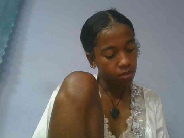 Charlinah webcam