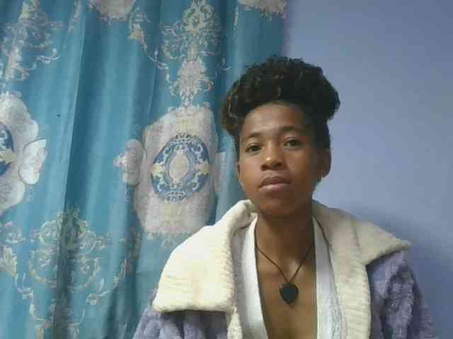Charlinah webcam