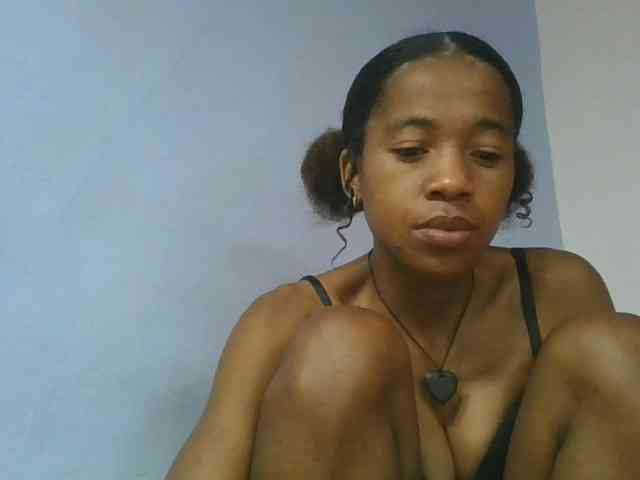 Charlinah webcam
