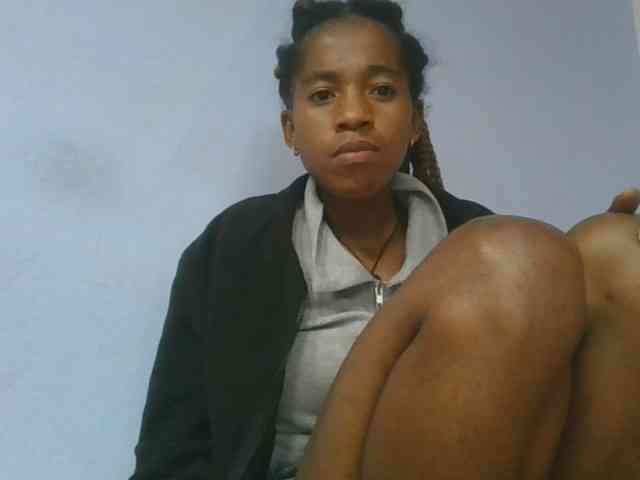 Charlinah webcam