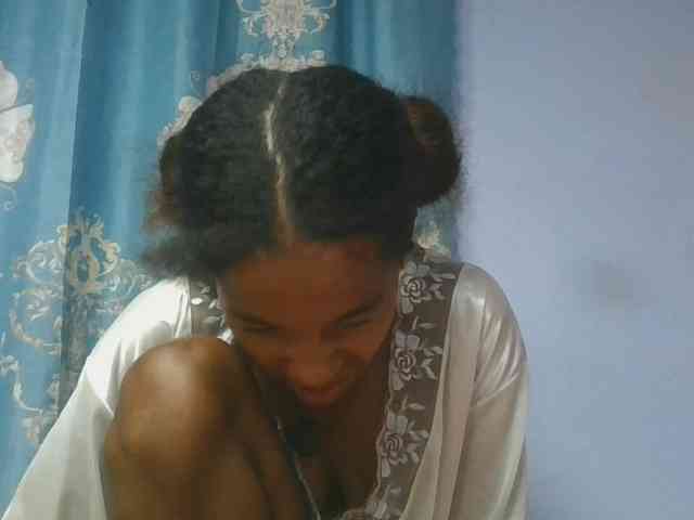 Charlinah webcam