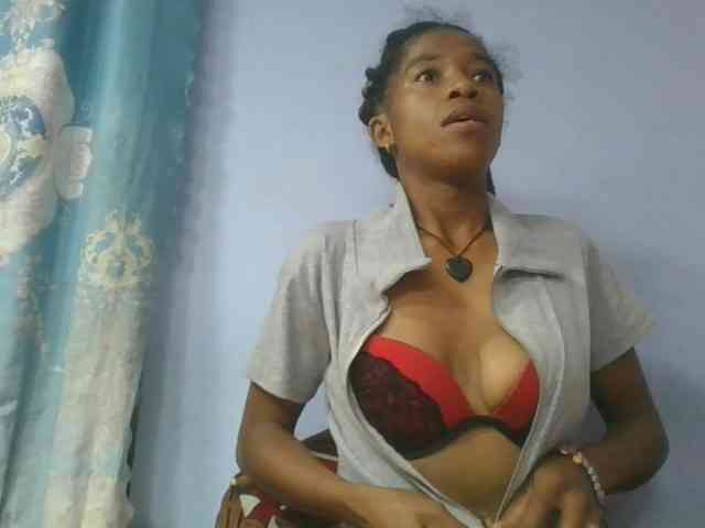 Charlinah webcam