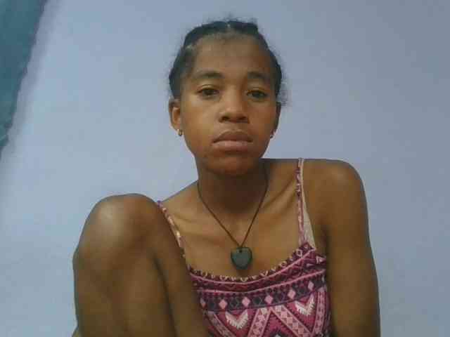 Charlinah webcam