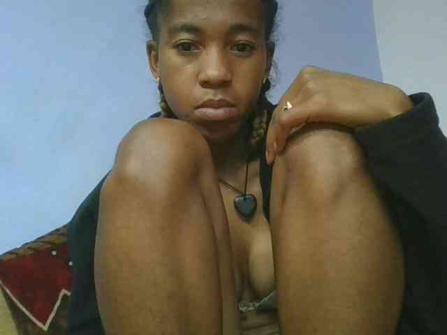 Charlinah webcam