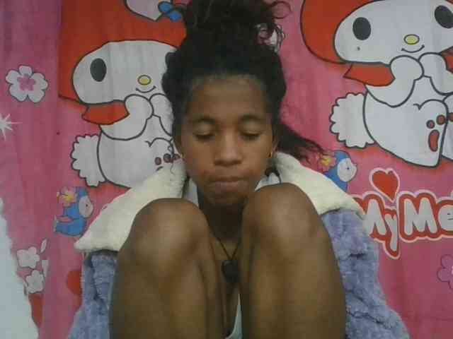 Charlinah webcam