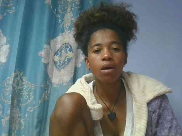 Charlinah webcam