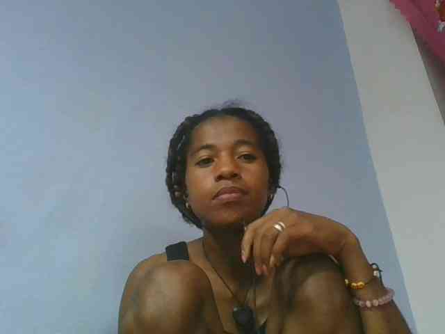 Charlinah webcam