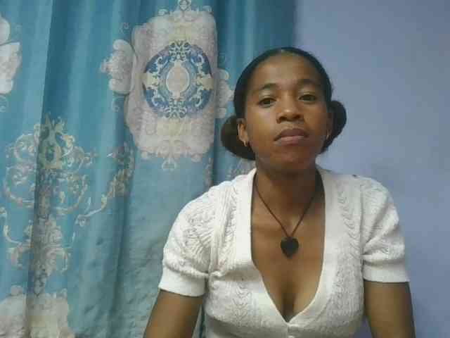 Charlinah webcam