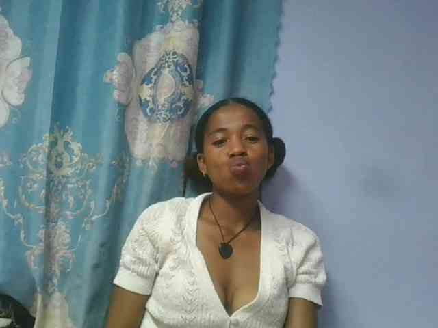 Charlinah webcam