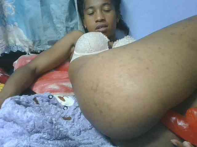 Charlinah webcam