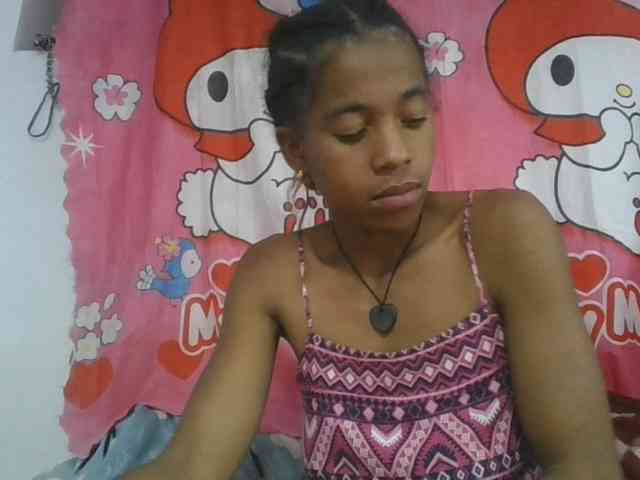 Charlinah webcam