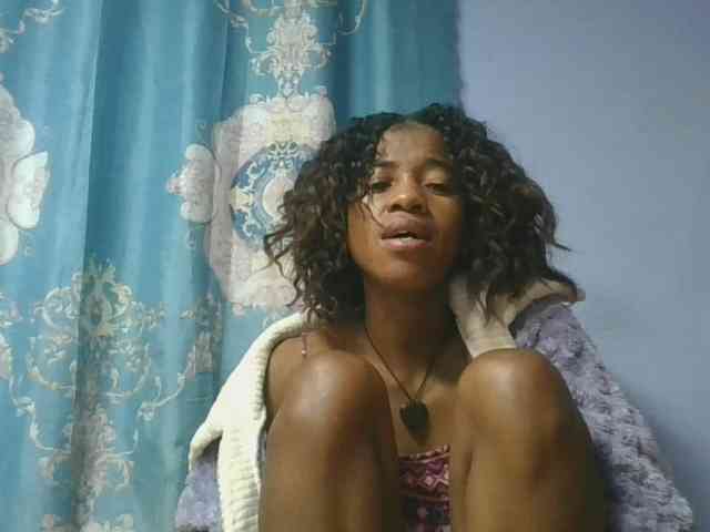 Charlinah webcam