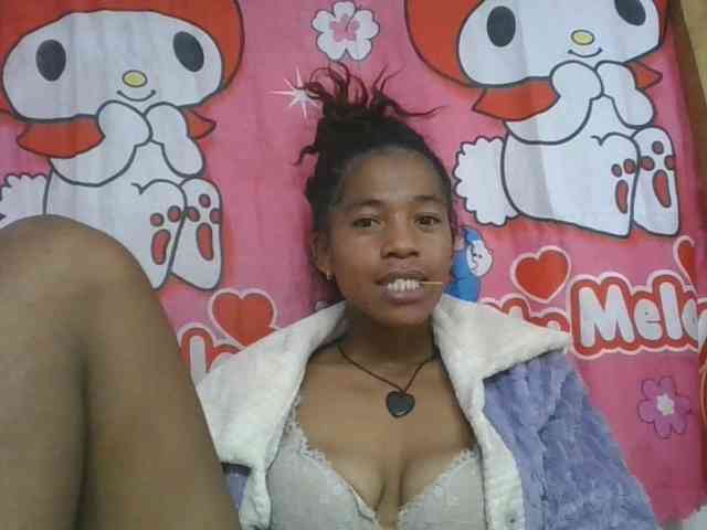 Charlinah webcam