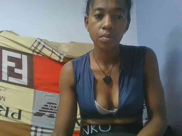 Charlinah webcam