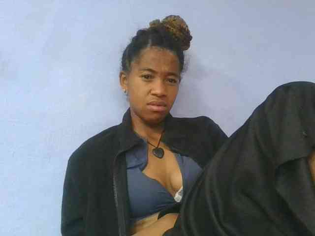 Charlinah webcam