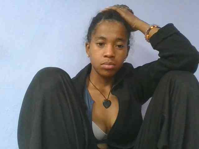 Charlinah webcam