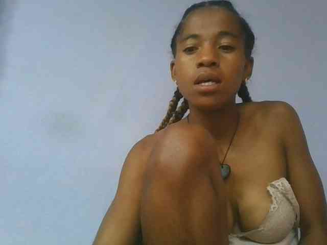 Charlinah webcam