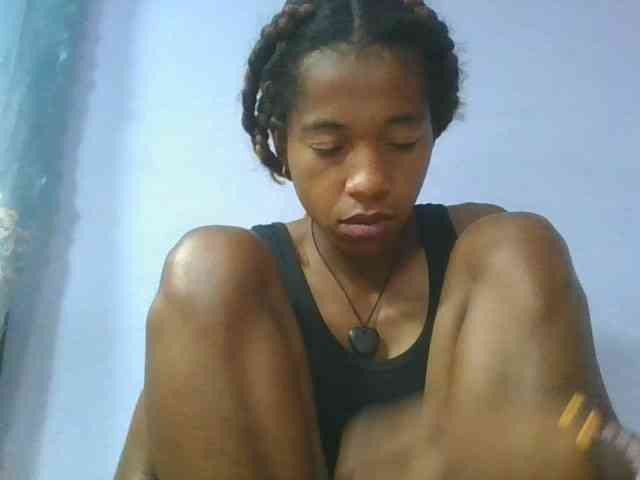 Charlinah webcam