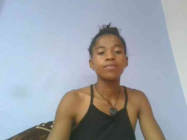 Charlinah webcam