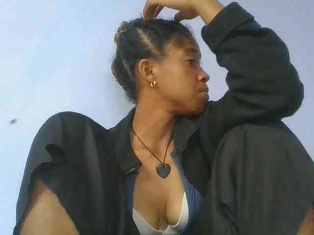 Charlinah webcam