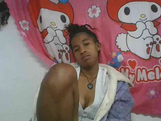 Charlinah webcam