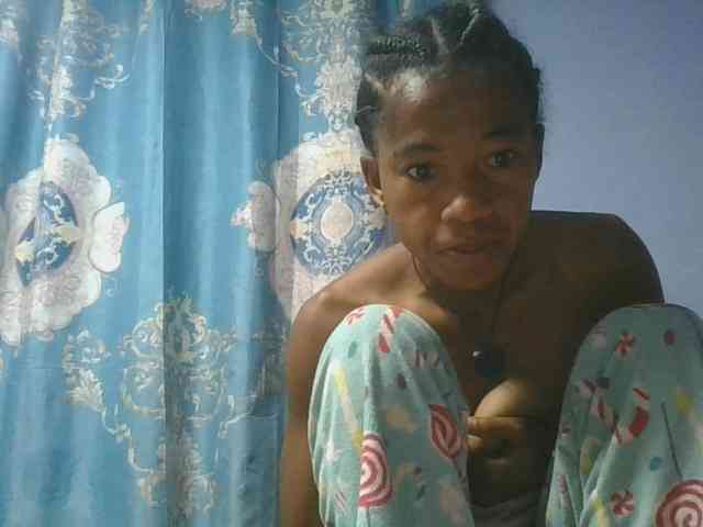 Charlinah webcam