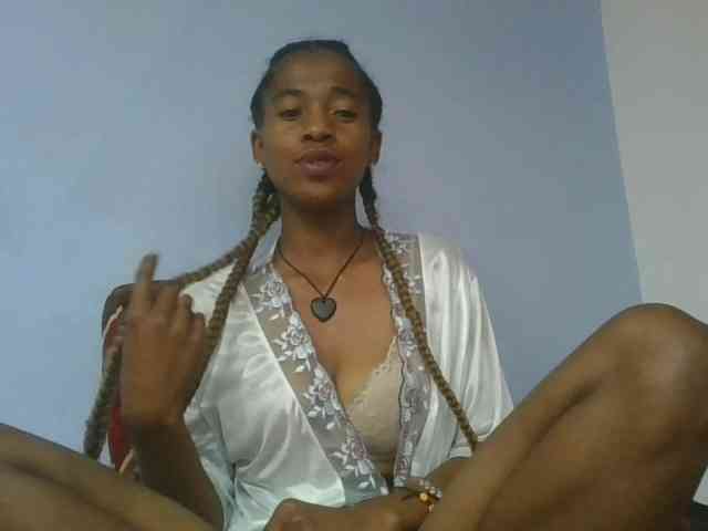 Charlinah webcam