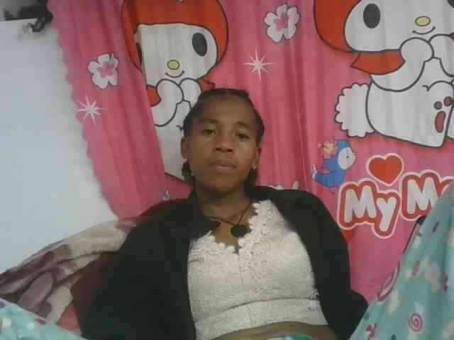 Charlinah webcam