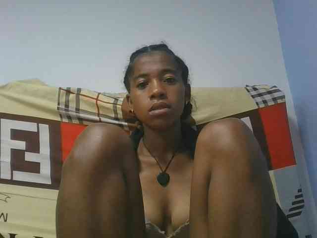 Charlinah webcam