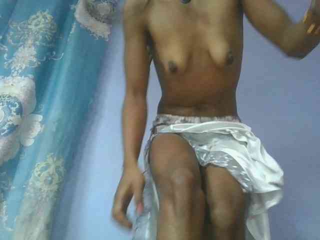 Charlinah webcam