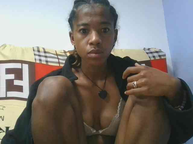 Charlinah webcam