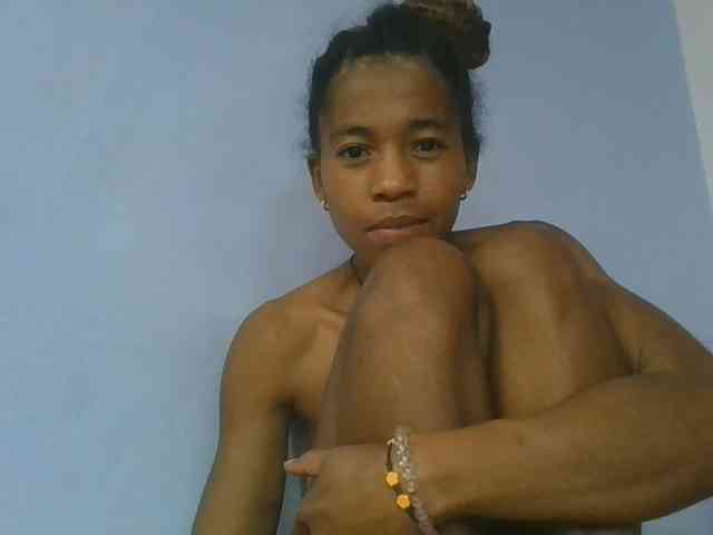 Charlinah webcam