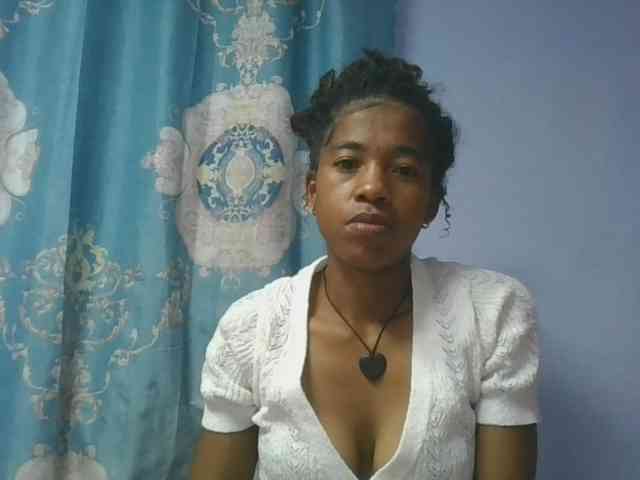 Charlinah webcam