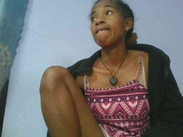 Charlinah webcam
