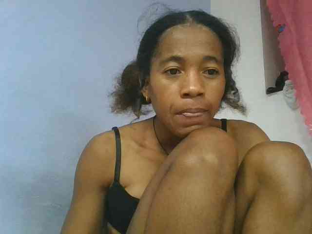 Charlinah webcam