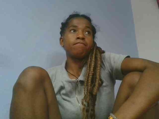 Charlinah webcam