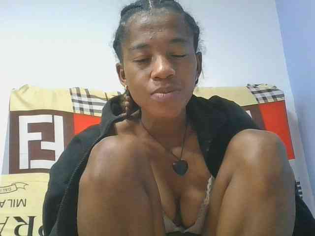 Charlinah webcam