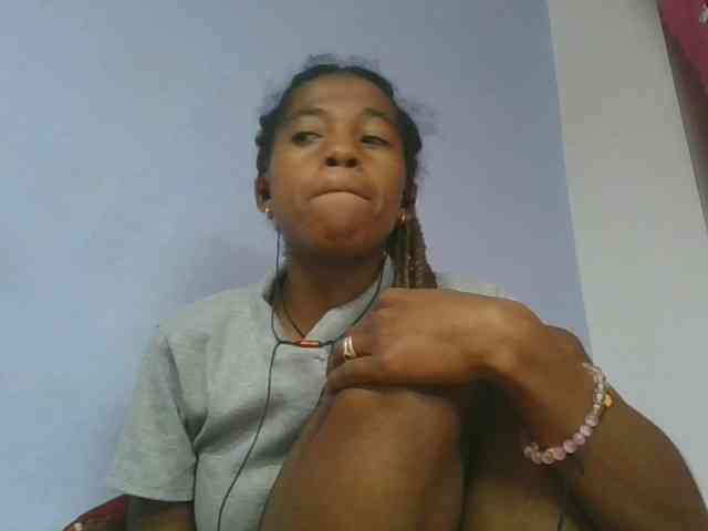 Charlinah webcam