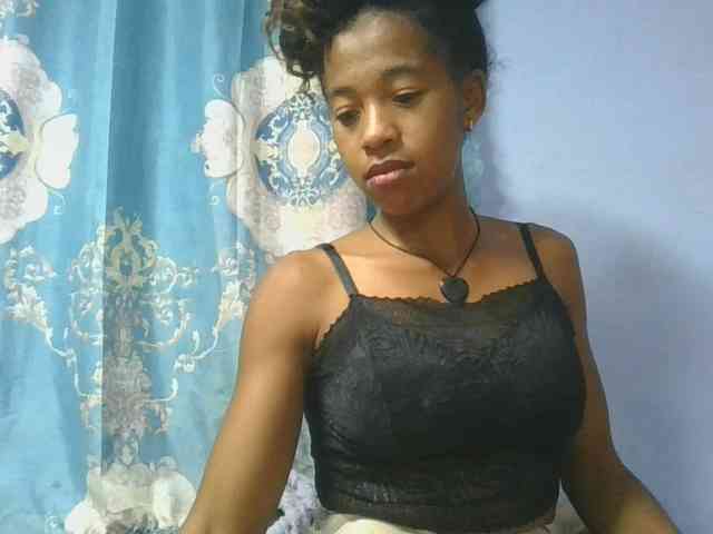 Charlinah webcam