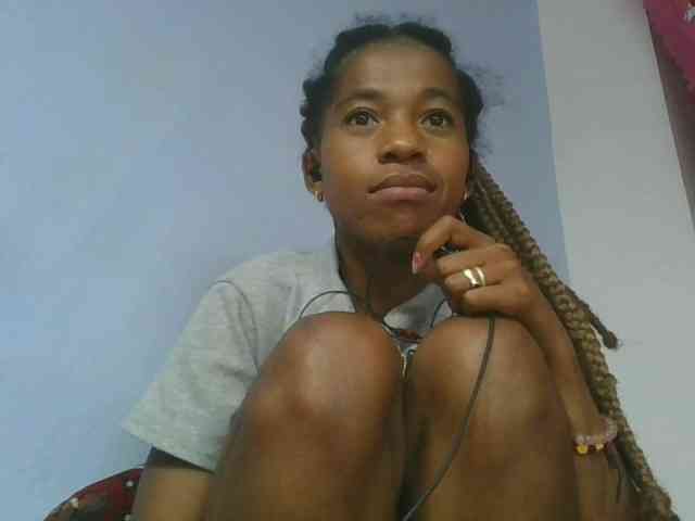 Charlinah webcam