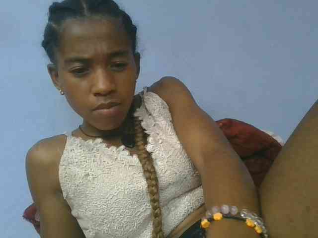 Charlinah webcam
