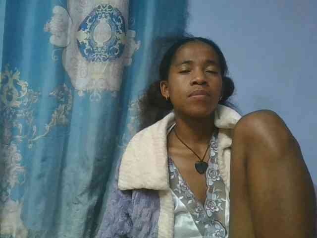 Charlinah webcam