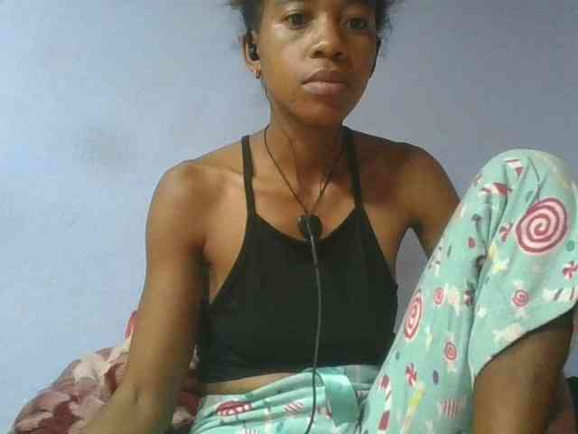 Charlinah webcam